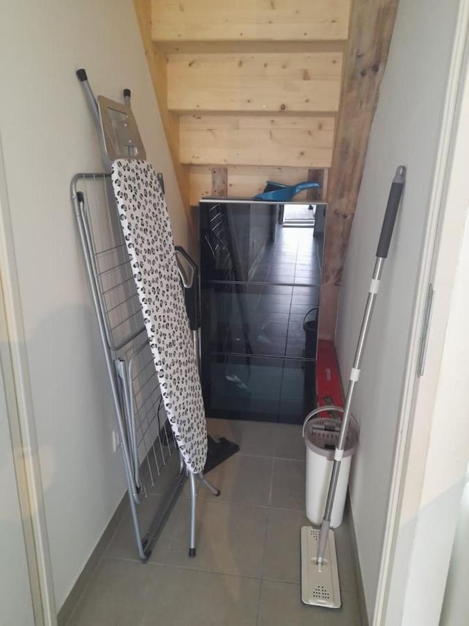 Logement De 100M2 Avec Terrasse Wardrecques Exterior photo